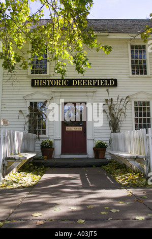 Old Deerfield Dorf im Herbst Deerfield, Massachusetts Stockfoto