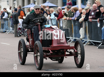 London to Brighton Veteran Car Run 2004 am Madeira Drive Brighton Sussex Stockfoto