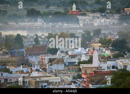 Blick vom Pap-Mochani-Bügel-Hügel, Pushkar, Rajasthan, Indien Stockfoto