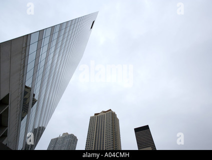 Hochhäuser, niedrigen Winkel Ansicht Stockfoto