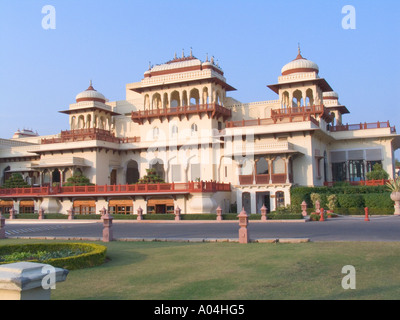 JAIPUR RAJASTHAN Indien November Rambagh Palace gebaut im Jahre 1835 als Jagdschloss nun ein prächtiges hotel Stockfoto