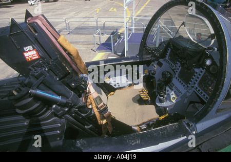 Cockpit des Eurofighter Typhoon auf der Paris Airshow Stockfoto