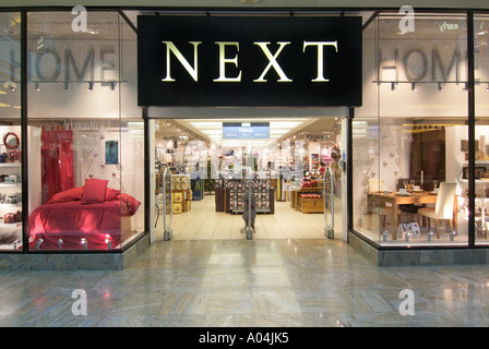 Als Nächstes speichern Sie Einzelhandel Trafford Centre UK Vereinigtes Königreich England Europa GB Großbritannien EU Europäische Union Stockfoto