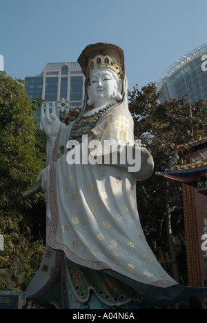 dh Kwun Yam Schrein REPULSE BAY HONG KONG chinesische Statue Göttin der Barmherzigkeit Meer Gottheit taoistische Anbetung Gottheiten Zinn hau tempelchina Stockfoto