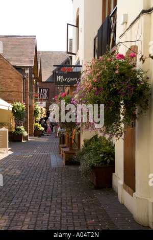 Old Red Lion Gericht und shopping in Heimatstadt von William Shakespeare in Stratford Upon Avon in die West Midlands Great Britian Eng Stockfoto