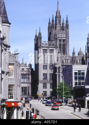 Dh obere Kirkgate Marischal College in Aberdeen College Gebäude Schottland Stadt Gebäude iconic Straße Stockfoto