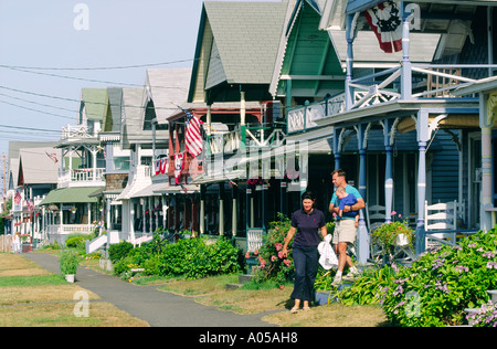 Alte Häuser in Trinity Park in der Stadt der Eichen Bluff auf Insel Martha's Vineyard aus Cape Cod, Massachusetts, USA Stockfoto