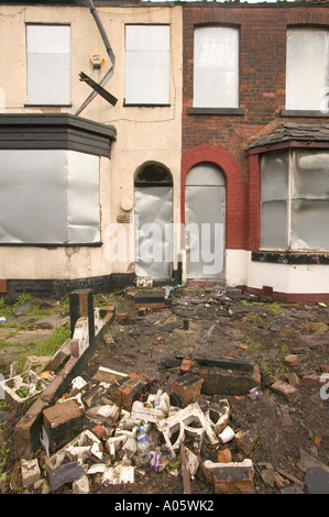 eine Reihe von verlassenen, verfallene Häuser in Manchester, England Stockfoto