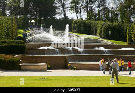 Grand Kaskadenbrunnen in Alnwick Gardens auf dem Gelände von Alnwick Castle Northumberland UK Stockfoto