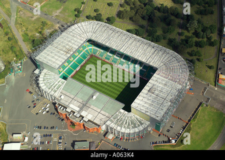 Luftaufnahme des Celtic Football Club, auch bekannt als Parkhead Stadion oder Celtic Park, Heimat der Bhoys der ' Tic die Reifen Stockfoto