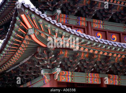 Pagode-Dach-Detail Changdok Royal Palace Seoul in Südkorea Stockfoto