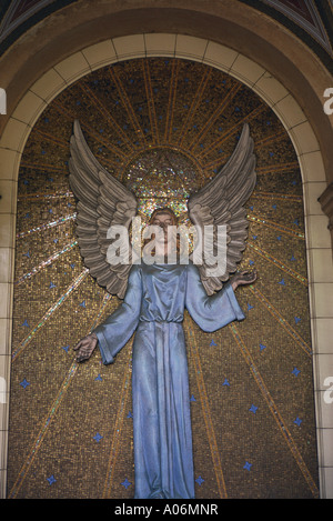 Abbildung der geflügelte Engel Vysehrad Friedhof Prag Stockfoto