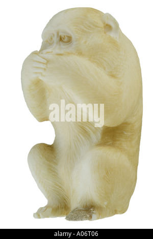 Japanische geschnitzte Elfenbein Affe. Sprechen Sie nichts Böses. Stockfoto