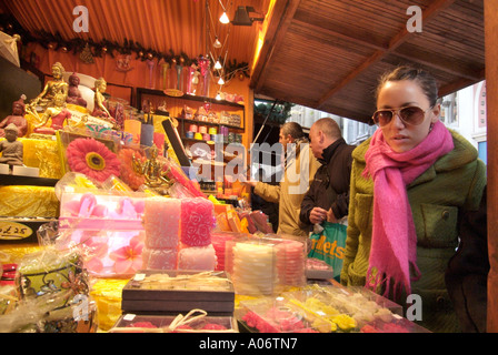 Manchester Albert Square Xmas deutsche Outdoormarkt England UK United Kingdom GB Großbritannien EU Europäische Union Europa Stockfoto