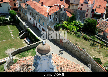 Slowenien Piran Blick auf die Altstadt von St. George Kathedrale Clocktower Stockfoto