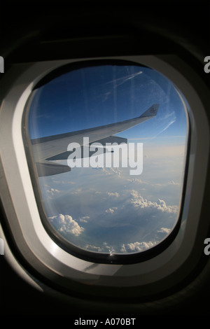dramatische Wolken als hoch oben in einem Flugzeug Stockfoto