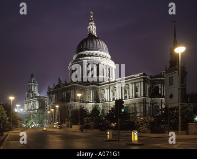 City of London und St. Pauls Kathedrale Abend Blick Stockfoto