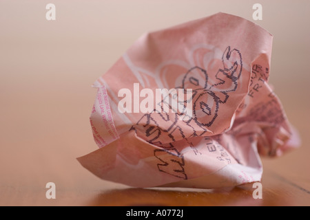 Zerknüllt und verworfen, nationale Lotterie Lotto Ticket von nationale Lotterie von UK Stockfoto