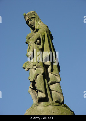 Statue von Ethelfleda steht auf dem Gelände des Tamworth Castle Staffordshire. Stockfoto