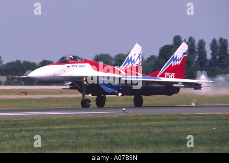 MiG - 29M OVT Fulcrum vektorielle Schubkraft Demonstration Flugzeug anzeigen bei Fairford RIAT 2006 Stockfoto