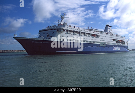 Die Color Line Fähre Prinsesse Ragnhild fährt Hirtshals in Dänemark für Stavanger in Norwegen Stockfoto