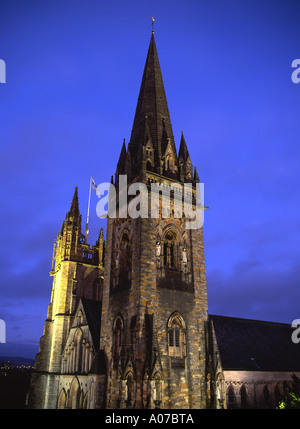 Llandaff Cathedral Nachtansicht Religion Kirche in Wales Cardiff Vororte South Wales UK Stockfoto