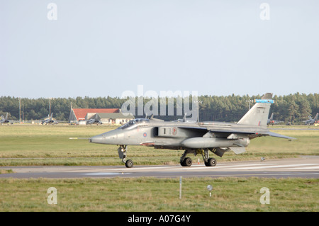 RAF SEPECAT anglo-französischen Jaguar GR3A Jet Schlachtflugzeuge.  XAV 4061-386 Stockfoto