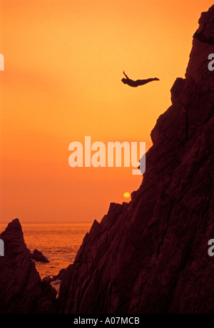 Cliff Diver Cliff divers Cliff Diving in La Quebrada in Acapulco Bucht Bahia de Acapulco, in der Stadt von Acapulco, Guerrero, Mexiko Stockfoto