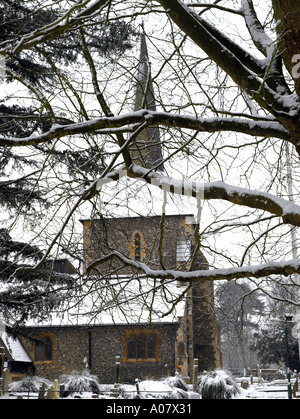 All Saints Church in Schnee Banstead Surrey England Stockfoto