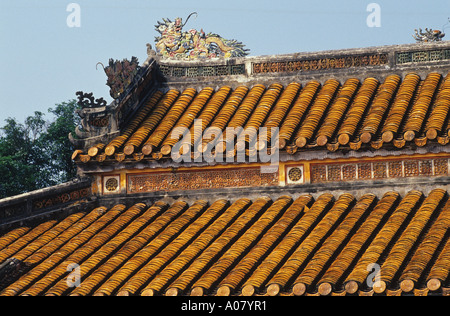 Dach-Detail-Grab des Kaisers Tu Duc Hue Stockfoto