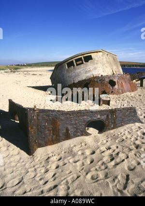 dh 4th Barrier CHURCHILL BARRIERS ORKNEY First World war Block Schiffswrack Anti-U-Boot-Verteidigung am Strand ww-Geschichte schottland scapa-Fluss Stockfoto