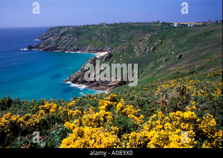 Porthcurno Strand in der Nähe der Minnack Theatre in West Cornwall Stockfoto