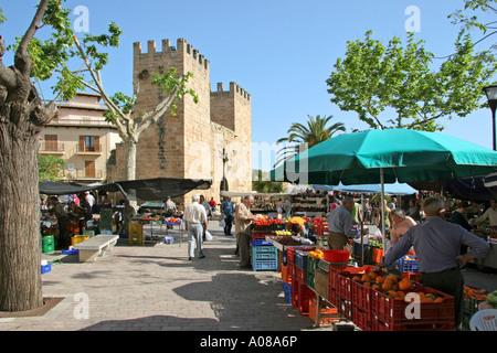 Markt in Alcudia Mallorca Stockfoto