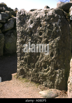 dh Balnuaran von Clava CLAVA CAIRNS INVERNESSSHIRE Bronze Alter stehend Steine mit Tassenmarkierungen und grabhügel Stockfoto