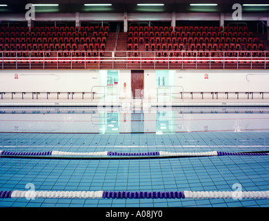 Leeren Swimmingpool an Wyndley Leisure Centre Sutton Coldfield West Midlands UK Stockfoto