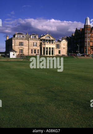 Dh Golf St Andrews Fife königliche und alte Golf Club House und Kiosk Klubhaus Stockfoto