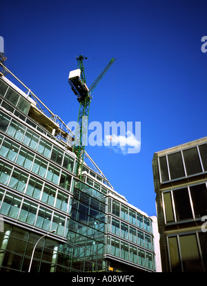 Bauarbeiten auf der Baustelle ein Büro in London England UK Stockfoto