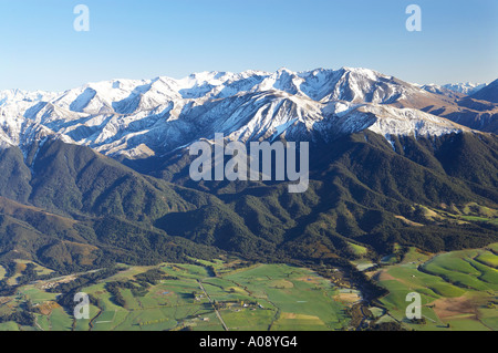 Canterbury Plains und südlichen Alpen in der Nähe von Methven Südinsel Neuseeland Antenne Stockfoto