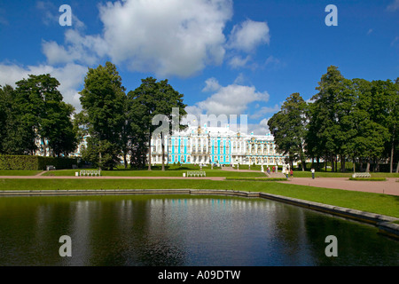 Sankt Petersburg-Katharinenpalast, Schlosspark Katharinas Palast in Puschkin Stockfoto