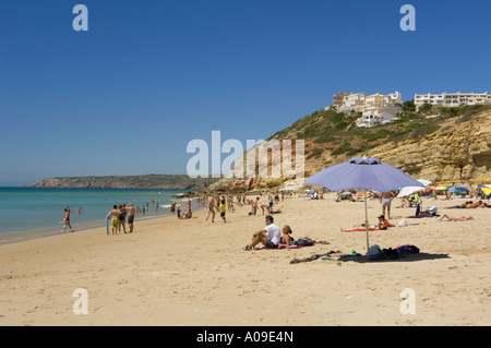 Praia de Salema Strand, der West-Algarve, Portugal Stockfoto