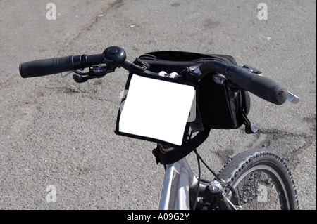Fahrrad Karte Halter, ist die Karte weiß Stockfoto