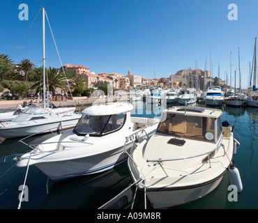 Hafen Sie mit Blick auf die Citadelle, La Balagne, Calvi, Korsika, Frankreich Stockfoto