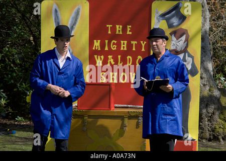 Street Theatre Callendar Park groß in Falkirk Scottish National Street Arts Festival Stirlingshire Schottland Stockfoto