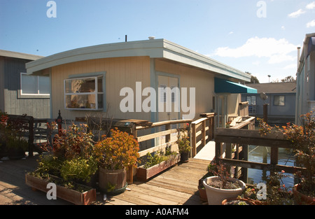 Hausboote, schwimmende Häuser in Waldo Point Harbor, Sausalito, CA Stockfoto