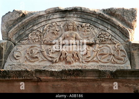 Stein Schnitzen einer Frau-Ephesus-Türkei Stockfoto