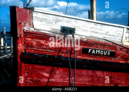 Pensionierte alte Trawler "Famous" in der Nähe von Fleetwood Lancashire England Stockfoto