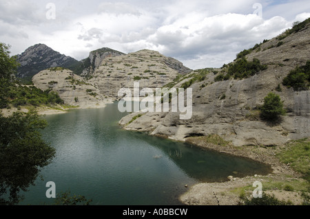 Stausee in den Pyrenäen in der Nähe von Huesca, Spanien, Pyrenaeen Stockfoto