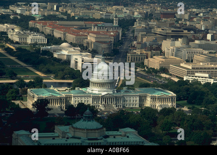 Luftbild von U Capitol und Pennsylvania Avenue dahinter suchen im Geschäft Bezirk von Washington DC ED58680 Stockfoto