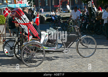 Fahrradrikscha Taxi, Nyhavn, Kopenhagen, Dänemark, Europa Stockfoto