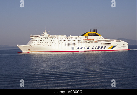 Die griechischen ANEK Lines schnell Kreuzfahrtfähre Hellenic Spirit aus Igoumenitsa im Adriatischen Meer Stockfoto